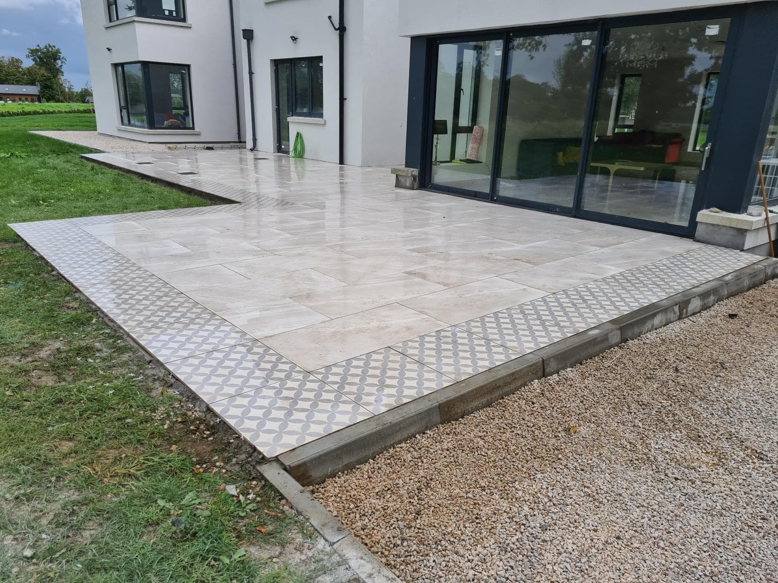 Terrace construction and finishing project